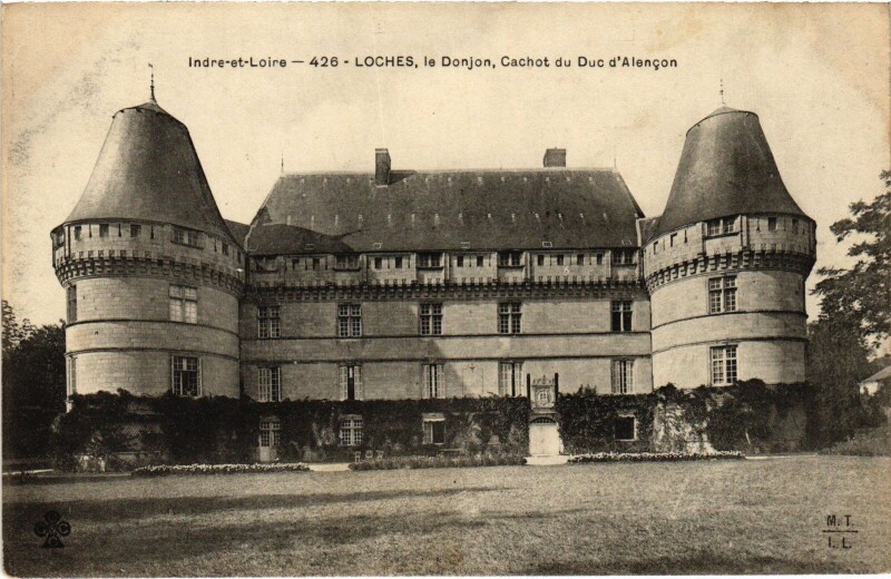 Carte postale ancienne Loches le Donjon à Loches
