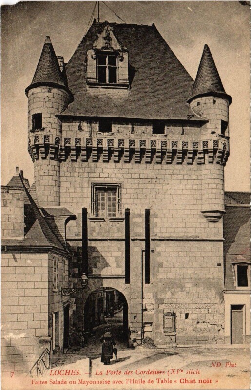Carte postale ancienne Loches Porte des Cordeliers à Loches