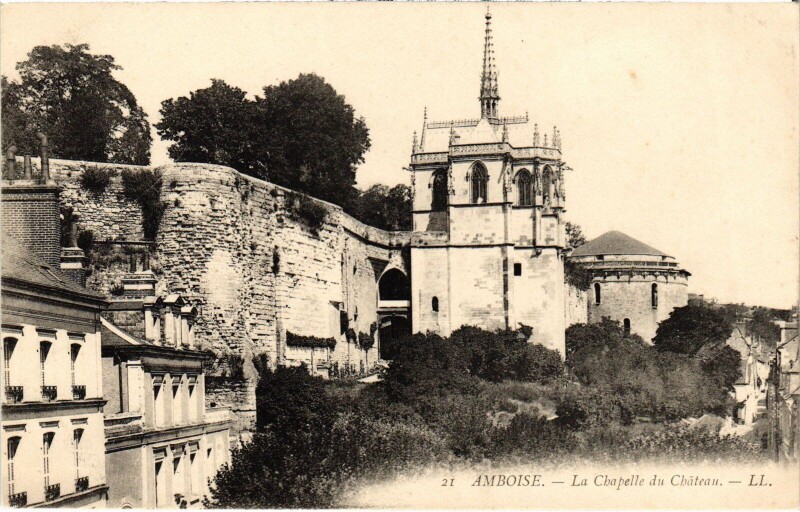Carte postale ancienne Amboise Chapelle du Chateau à Amboise