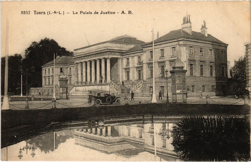 Carte postale ancienne Tours Palais de Justice à Tours