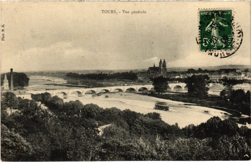 Carte postale ancienne Tours vue generale à Tours