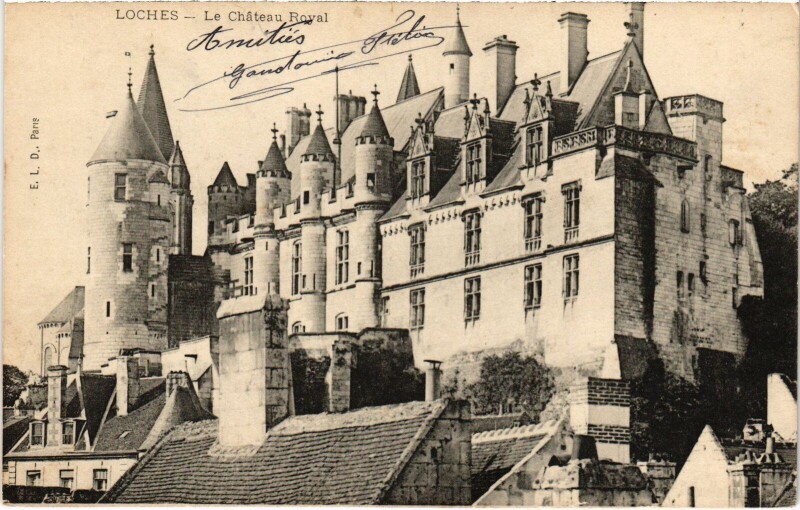Carte postale ancienne Loches Chateau Royal à Loches