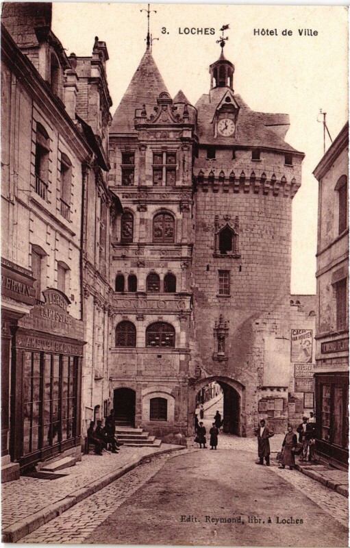 Carte postale ancienne Loches Hotel de Ville à Loches