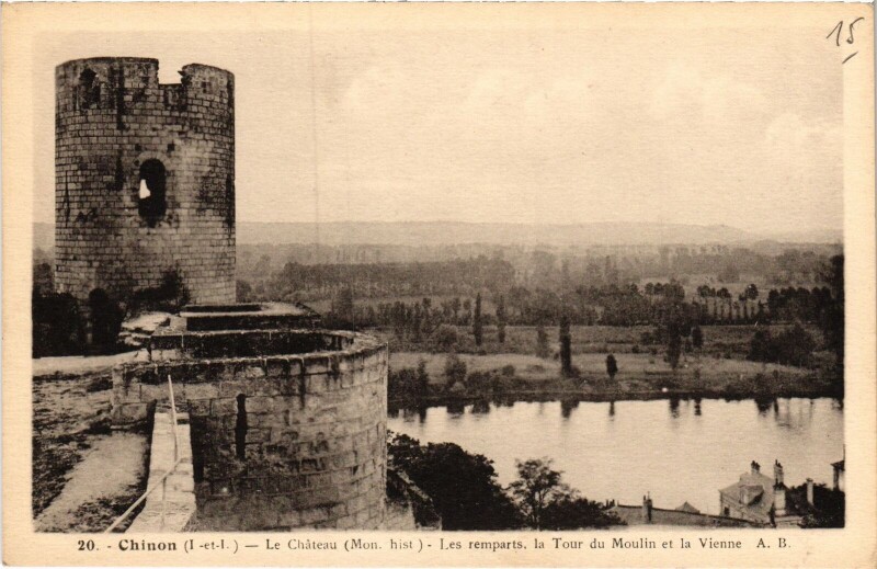 Carte postale ancienne Chinon le Chateau à Chinon
