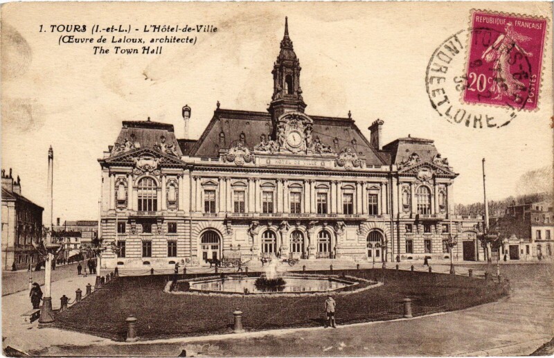 Carte postale ancienne Tours Hotel de Ville à Tours
