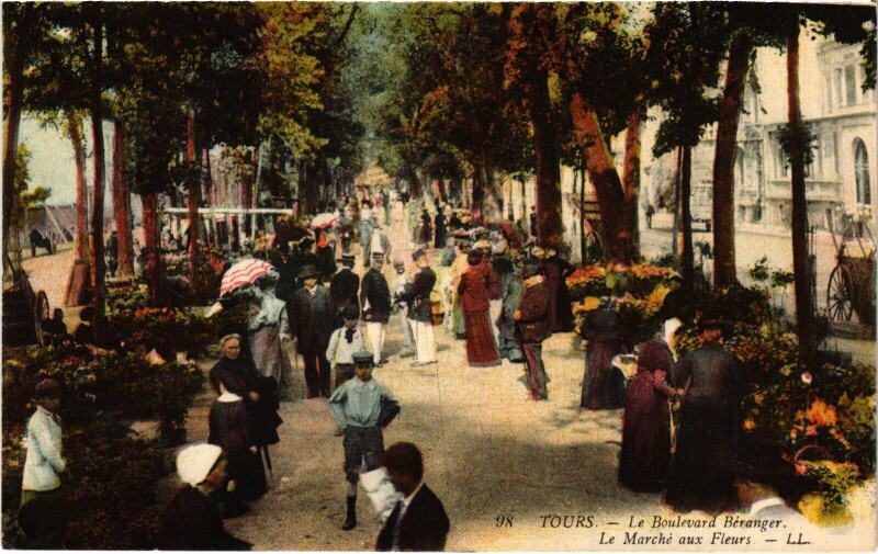 Carte postale ancienne Tours Marche aux Fleurs Boulevard Beranger à Tours