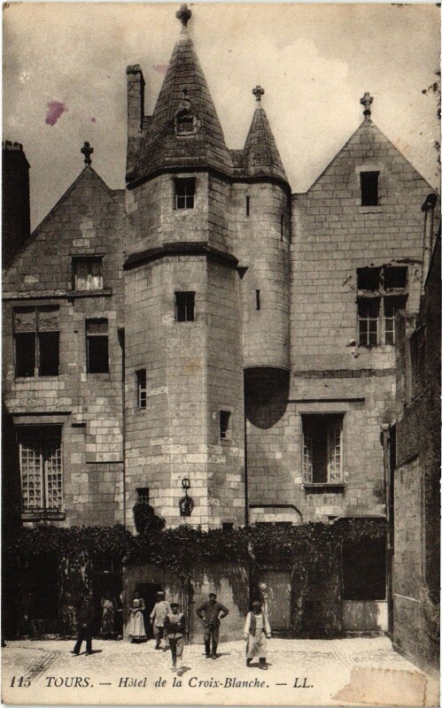 Carte postale ancienne Tours Hotel de la Croix Blanche à Tours