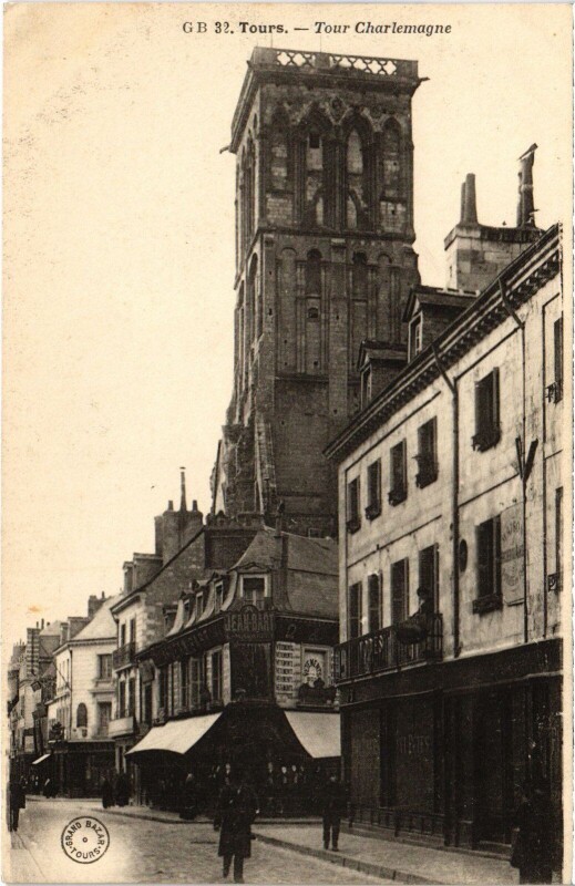 Carte postale ancienne Tours Tour Charlemagne à Tours