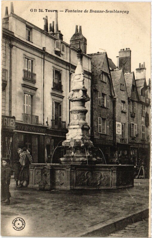 Carte postale ancienne Tours Fontaine de Beaume à Tours