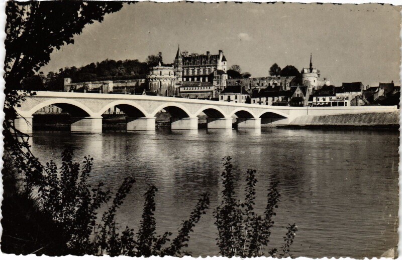 Carte postale ancienne Amboise le Chateau à Amboise