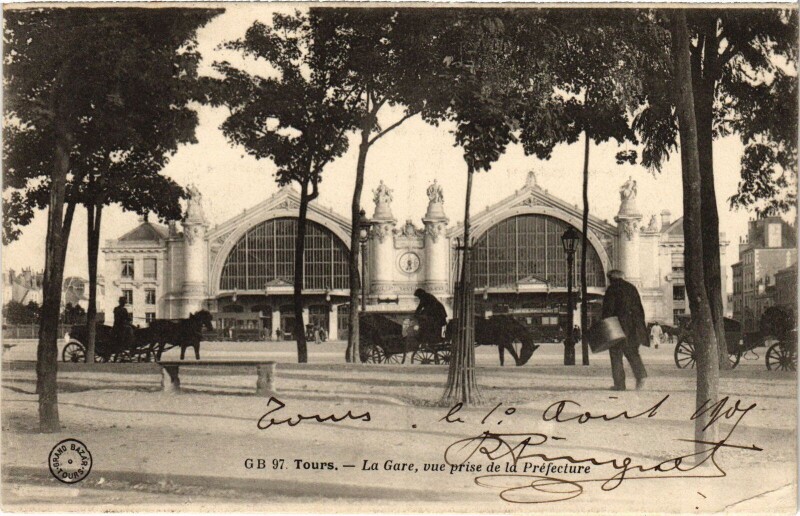 Carte postale ancienne Tours La Gare à Tours