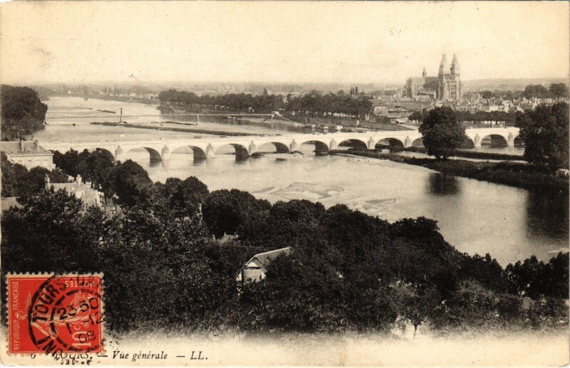 Carte postale ancienne Tours vue generale à Tours