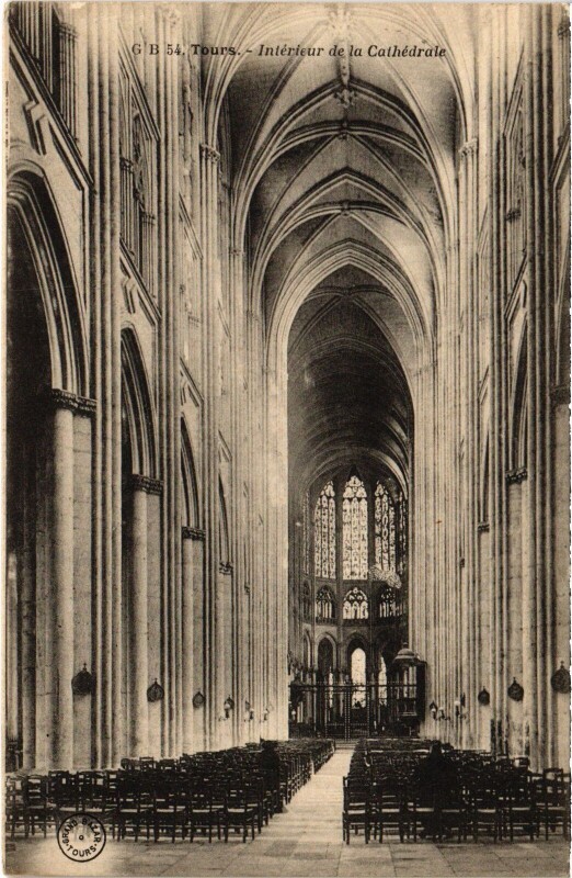 Carte postale ancienne Tours Interieur de la Cathedrale à Tours