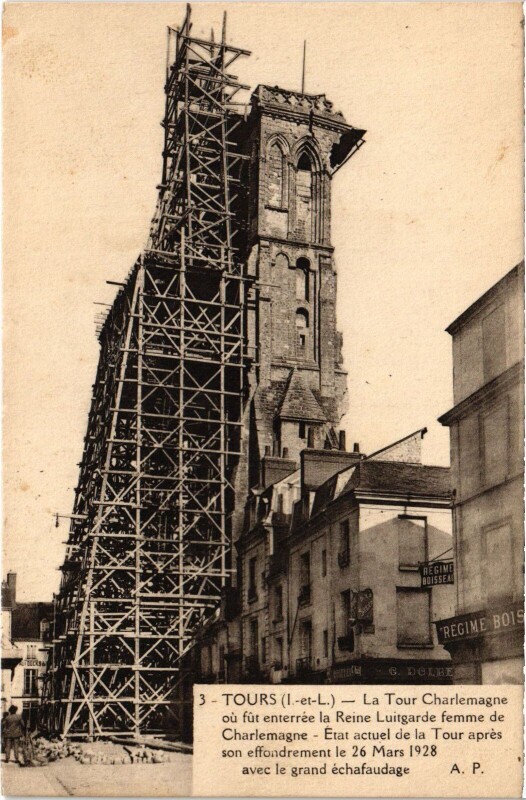 Carte postale ancienne Tours Tour Charlemagne à Tours