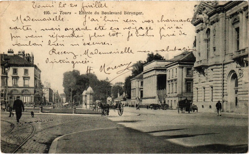 Carte postale ancienne Tours Boulevard Beranger entree à Tours