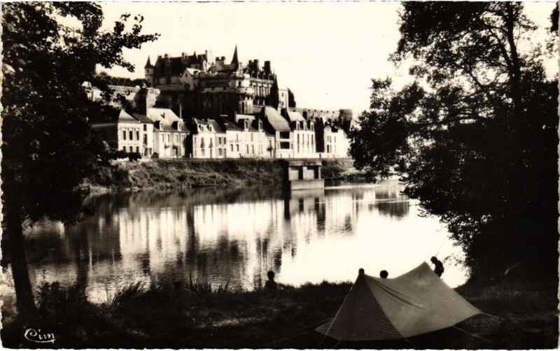 Carte postale ancienne Amboise le Chateau à Amboise