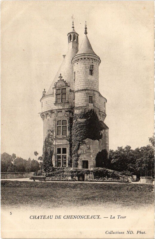 Carte postale ancienne Chenonceaux le Chateau la Tour à Chenonceaux