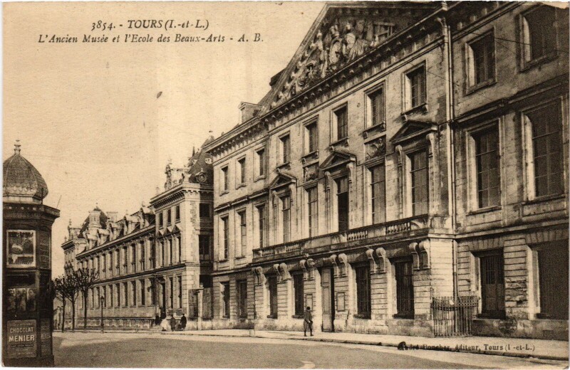 Carte postale ancienne Tours Ancien Musee Ecole des Beaux Arts à Tours