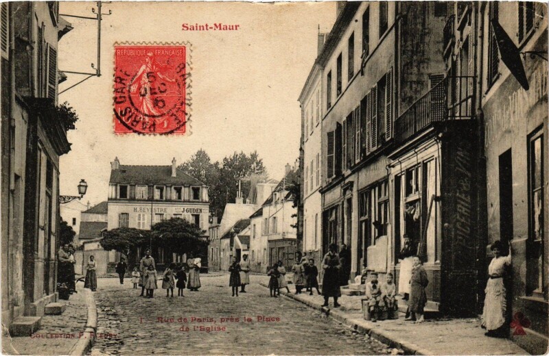 Carte postale ancienne Saint-Maur Rue de paris Place de l'Eglise F. Fleury