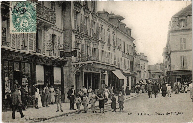 Carte postale ancienne Rueil Place de l'Eglise