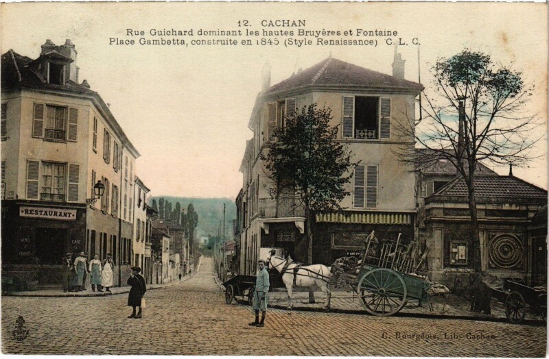 Carte postale ancienne Cachan Rue Guichard Place Gambetta à Cachan