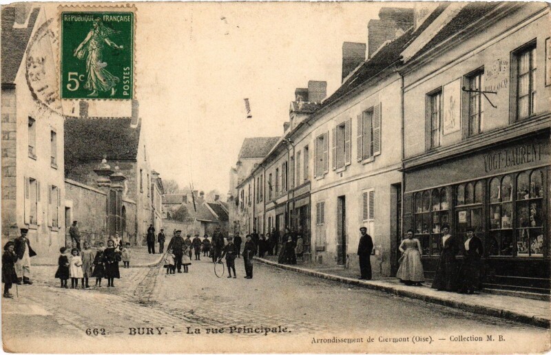 Carte postale ancienne Bury Rue Principale
