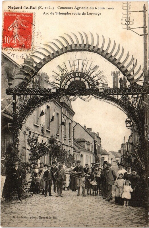 Carte postale ancienne Nogent-le-Roi Concours Agricole Lormaye à Lormaye