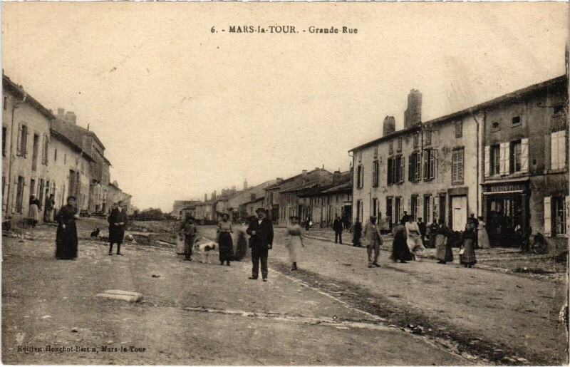Carte postale ancienne Mars-la-Tour Grande Rue à Mars-la-Tour