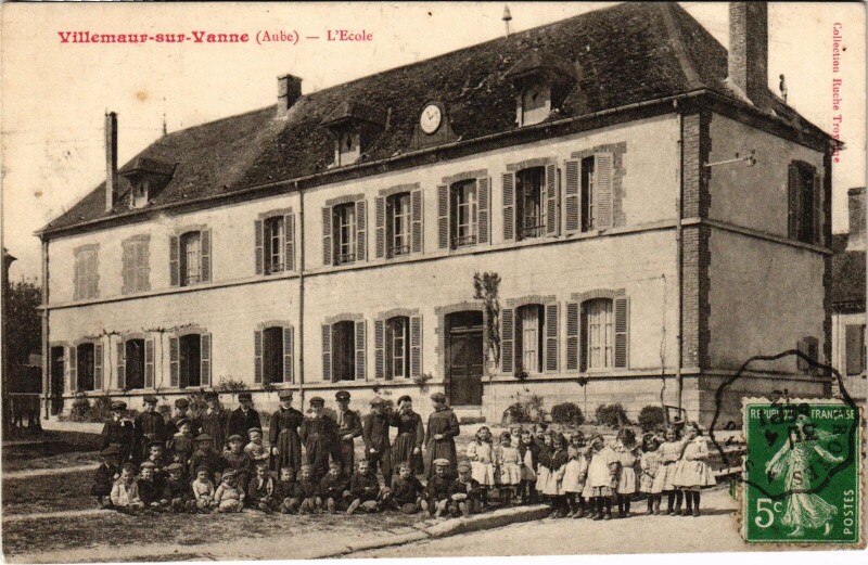 Carte postale ancienne Villemaur-sur-Vanne Ecole