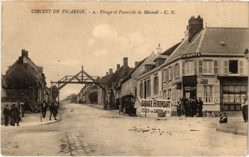 Carte postale ancienne Circuit de Picardie Moreuil Virage et Passerelle à Moreuil
