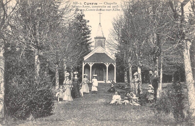 Carte postale ancienne Cunfin - Chapelle Sainte Anne à Cunfin
