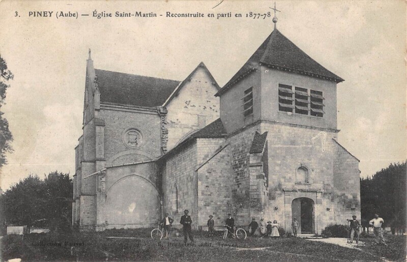 Carte postale ancienne Piney - Eglise Saint Martin à Piney