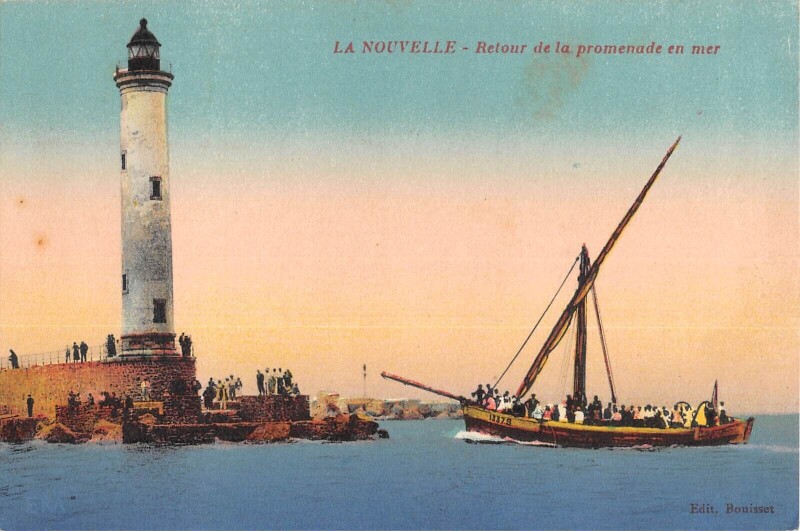 Carte postale ancienne La Nouvelle - Retour De Promenade En Mer