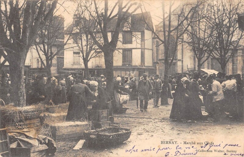 Carte postale ancienne Bernay - Marche Aux Oeufs à Bernay