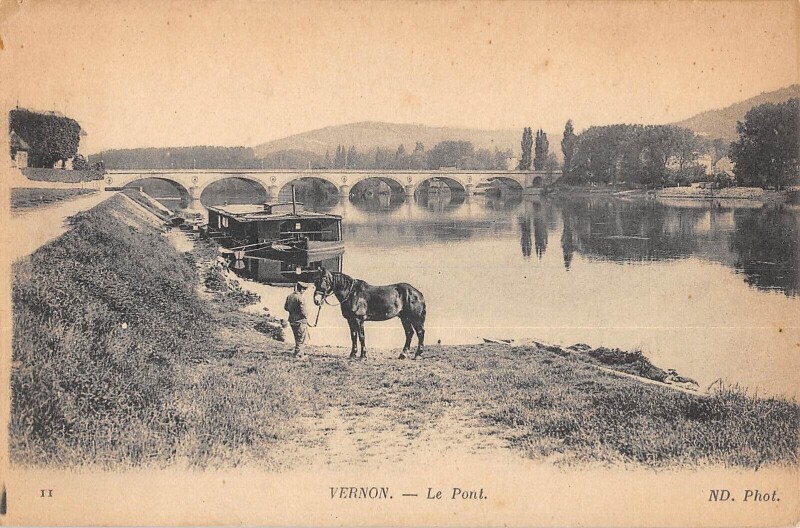 Carte postale ancienne Vernon - Le Pont à Vernon