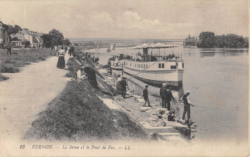 Carte postale ancienne Vernon - La Seine Et Le Pont De Fer à Vernon