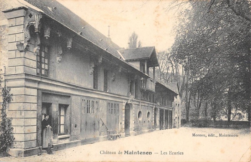 Carte postale ancienne Chateau De Maintenon - Les Ecuries à Maintenon