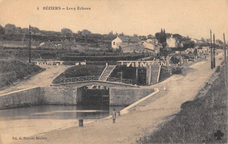 Carte postale ancienne Beziers - Les Neuf Ecluses à Béziers