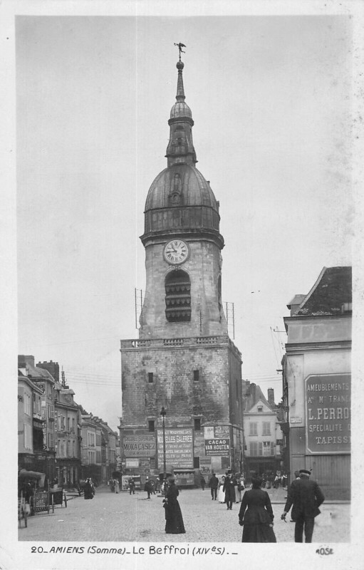 Carte postale ancienne Amiens - Le Beffroi à Amiens