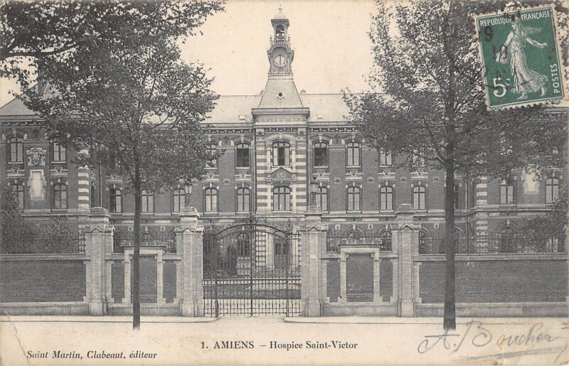 Carte postale ancienne Amiens - Hospice Saint Victor à Amiens