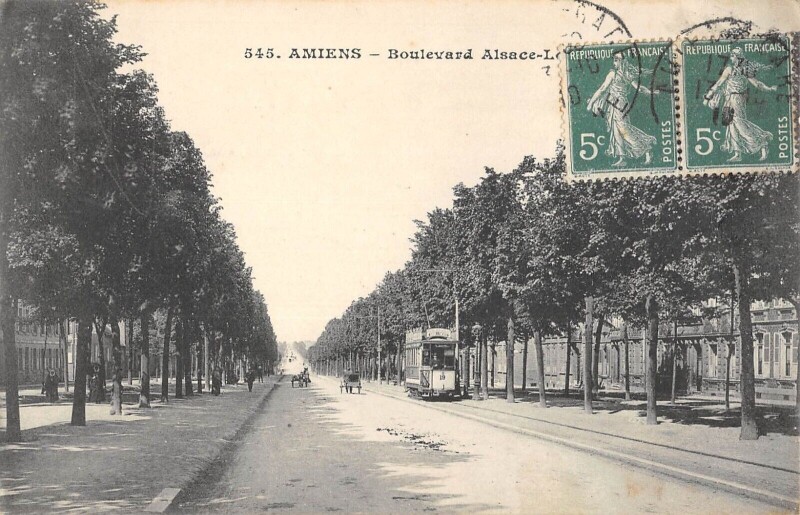 Carte postale ancienne Amiens - Boulevard Alsace Lorraine à Amiens