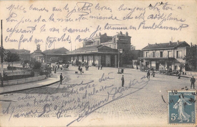 Carte postale ancienne Saint Denis - La Gare à Saint-Denis