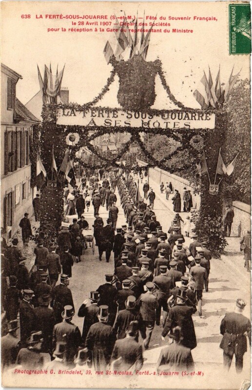 Carte postale ancienne La Ferté-sous-Jouarre La Fete à La Ferté-sous-Jouarre