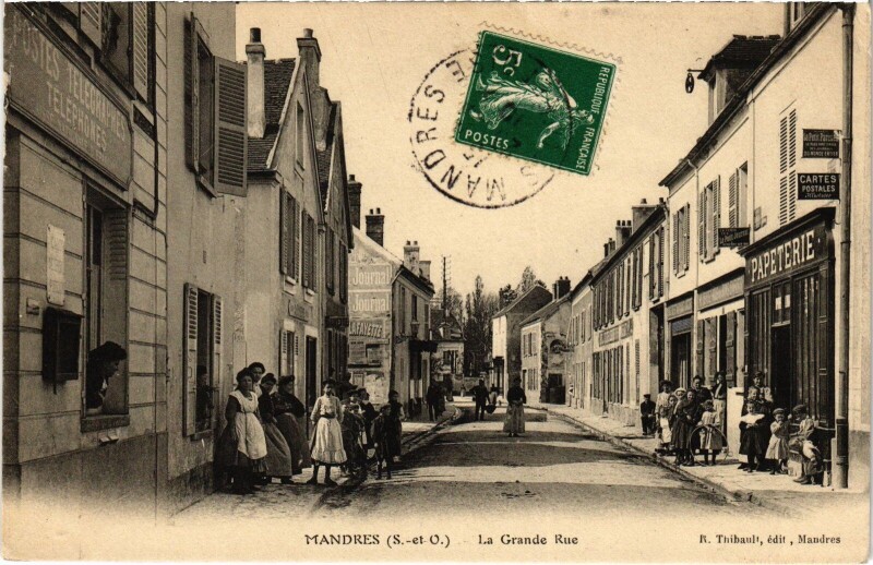 Carte postale ancienne Mandres Grande Rue