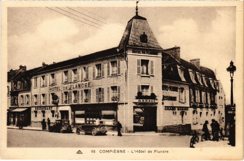 Carte postale ancienne Compiegne Hotel de Flandre
