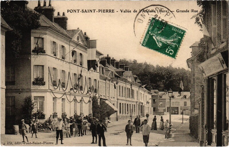 Carte postale ancienne Pont-Saint-Pierre Grande Rue à Pont-Saint-Pierre