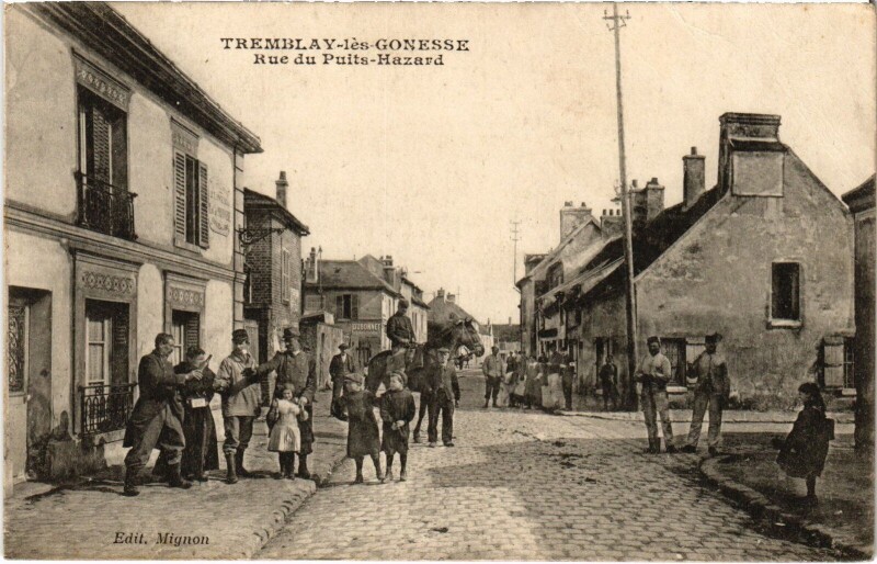 Carte postale ancienne Tremblay-les-Gonesse Rue du Puits-Hazard