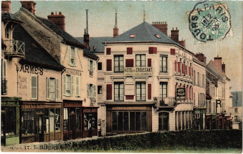 Carte postale ancienne Dourdan Rue de Chartres à Dourdan