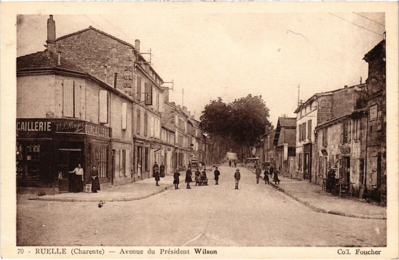 Carte postale ancienne Ruelle Avenue du Président Wilson
