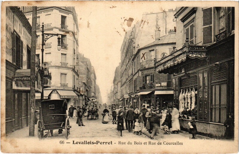 Carte postale ancienne Levallois-Perret Rue du Bois Rue de Courcelles à Levallois-Perret